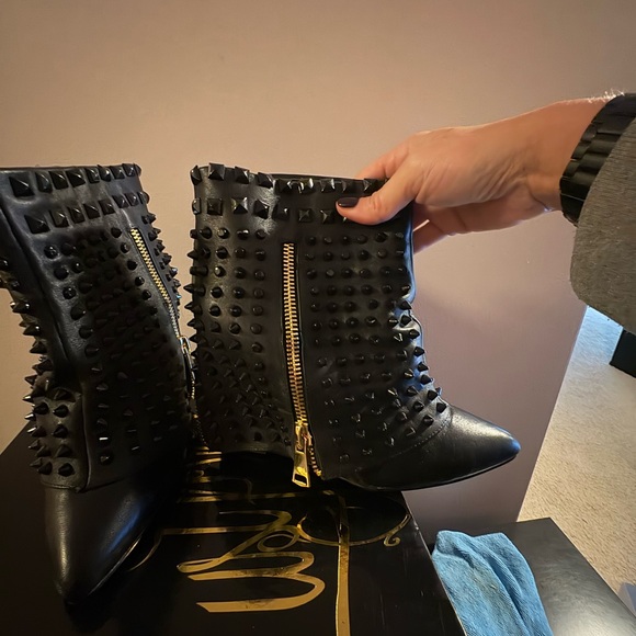 Lust For Life “Battle” Studded booties! New in box super cute - Picture 3 of 6